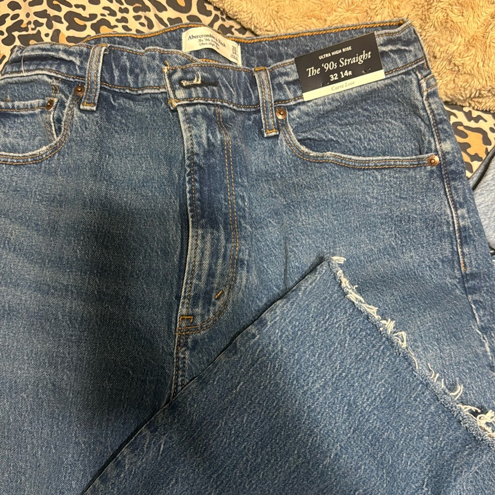 90s straight curve Love Abercrombie jeans